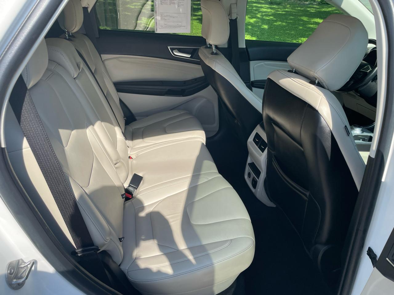 Ford Edge 4dr Titanium AWD 2021
