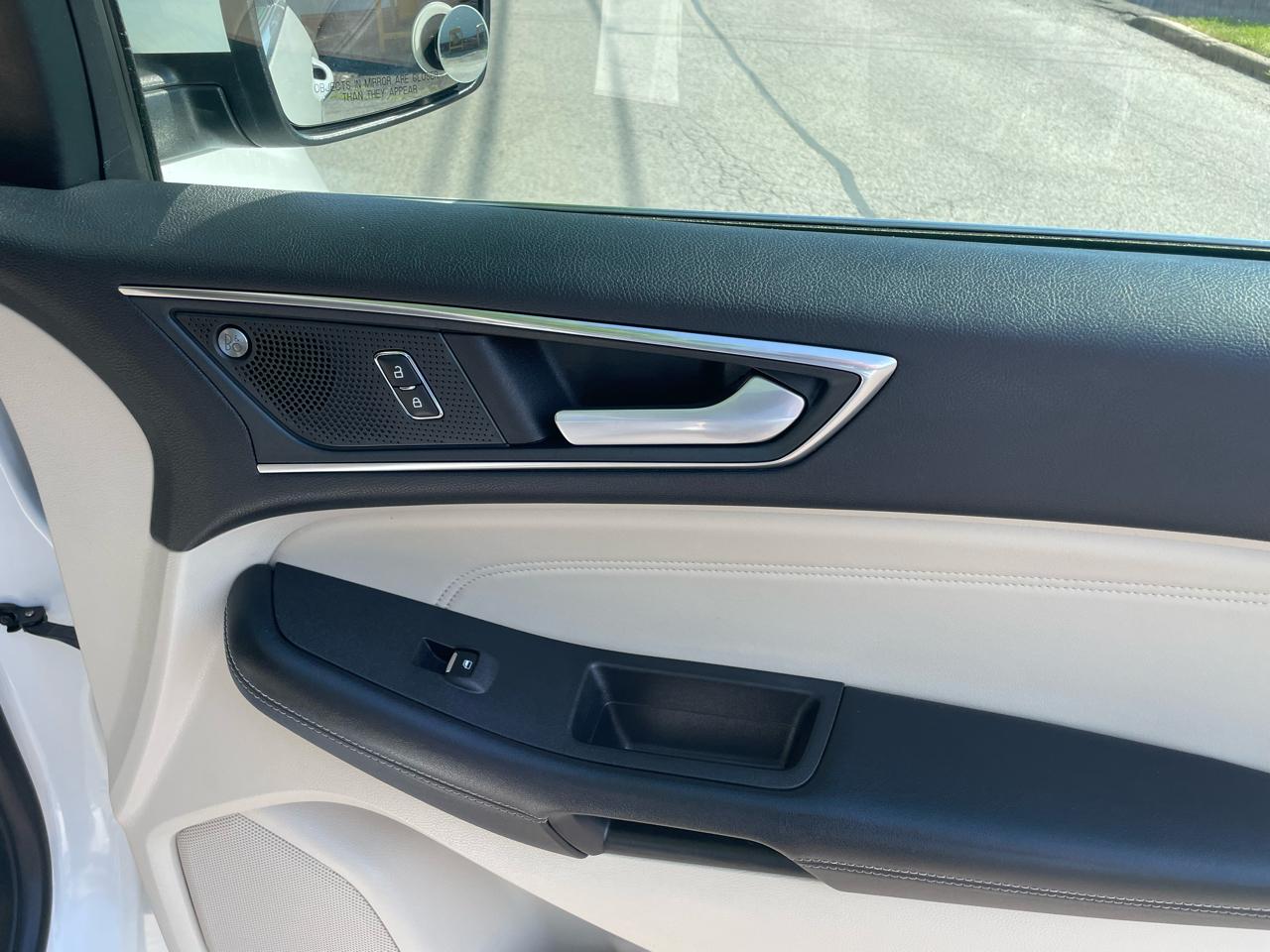Ford Edge 4dr Titanium AWD 2021
