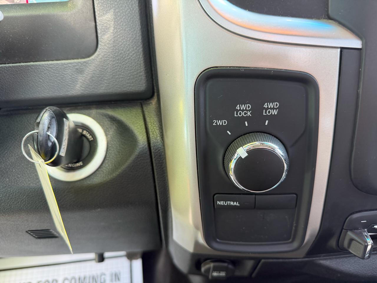 RAM 2500 4WD Crew Cab 169" Big Horn 2015