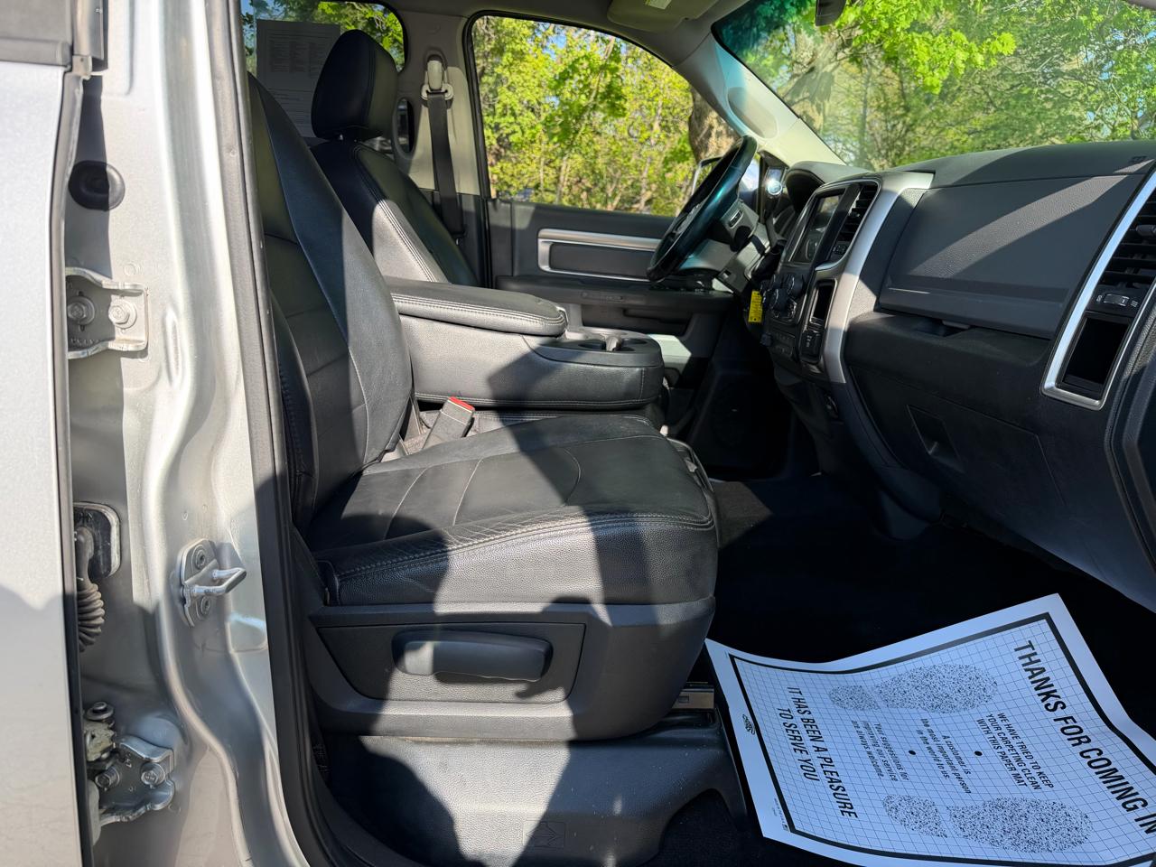 RAM 2500 4WD Crew Cab 169" Big Horn 2015