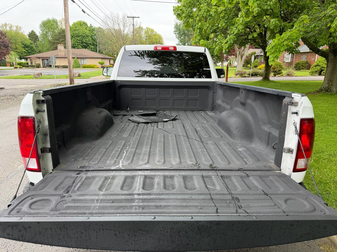 RAM 2500 Tradesman 4x4 Reg Cab 8' Box 2017
