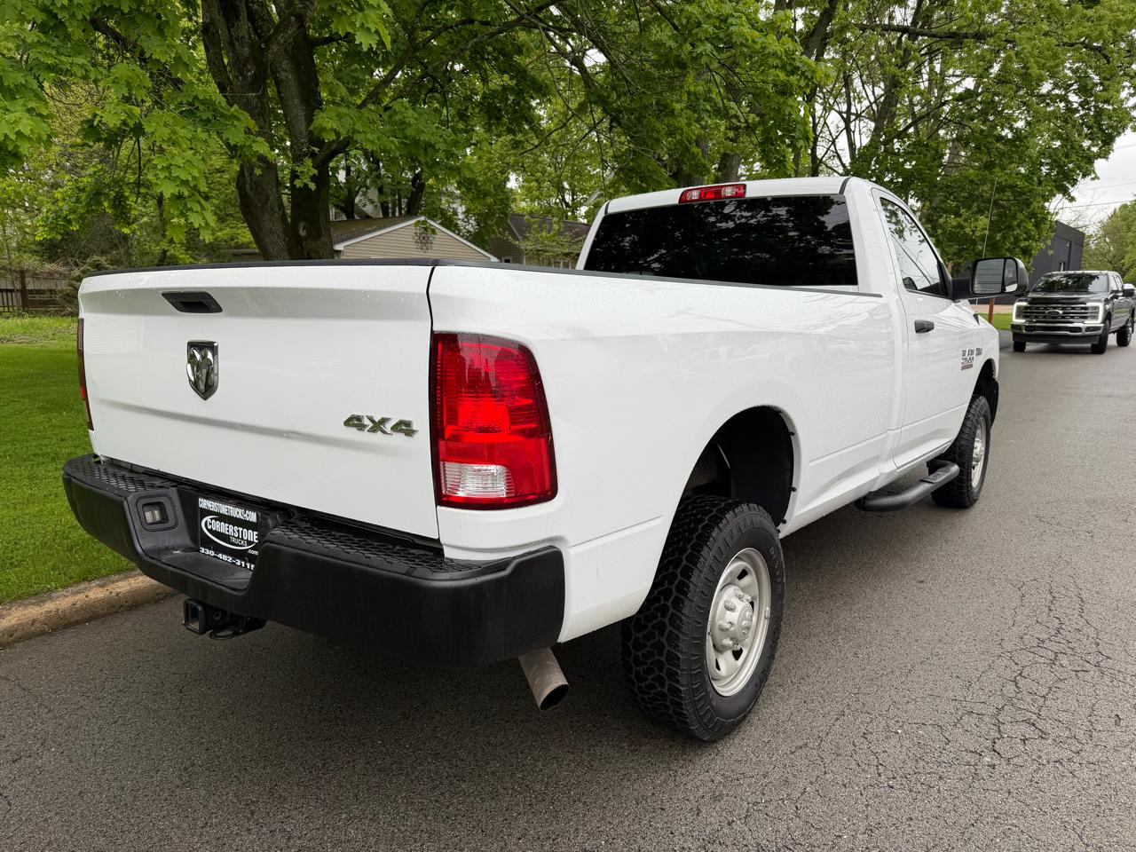 RAM 2500 Tradesman 4x4 Reg Cab 8' Box 2017