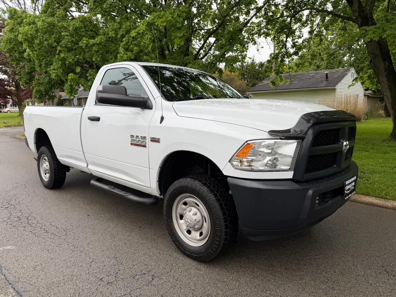RAM 2500 Tradesman 4x4 Reg Cab 8' Box 2017