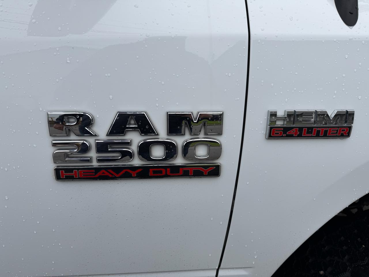 RAM 2500 Tradesman 4x4 Reg Cab 8' Box 2017