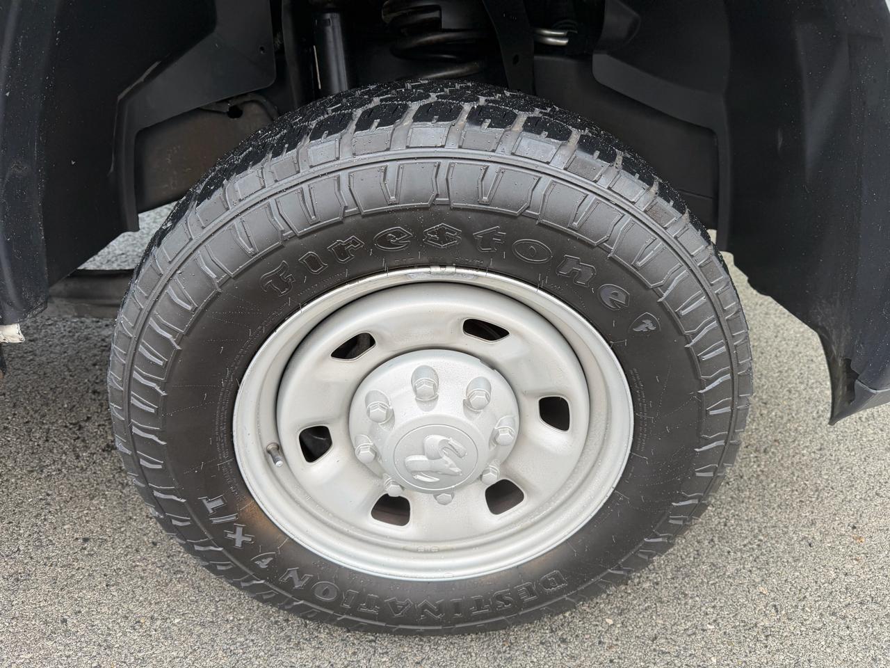RAM 2500 Tradesman 4x4 Reg Cab 8' Box 2017