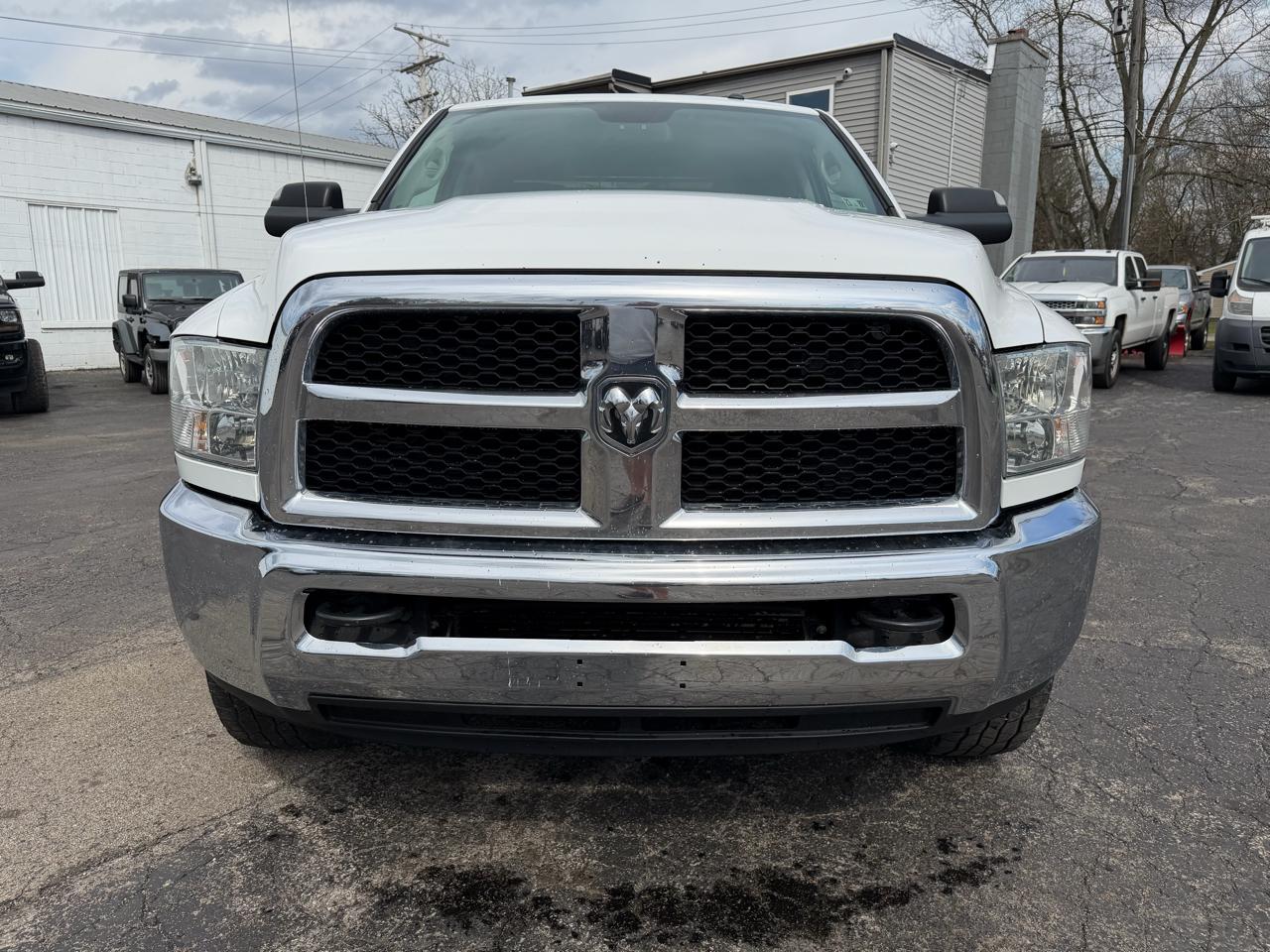 RAM 2500 Tradesman 4x4 Crew Cab 8' Box 2018