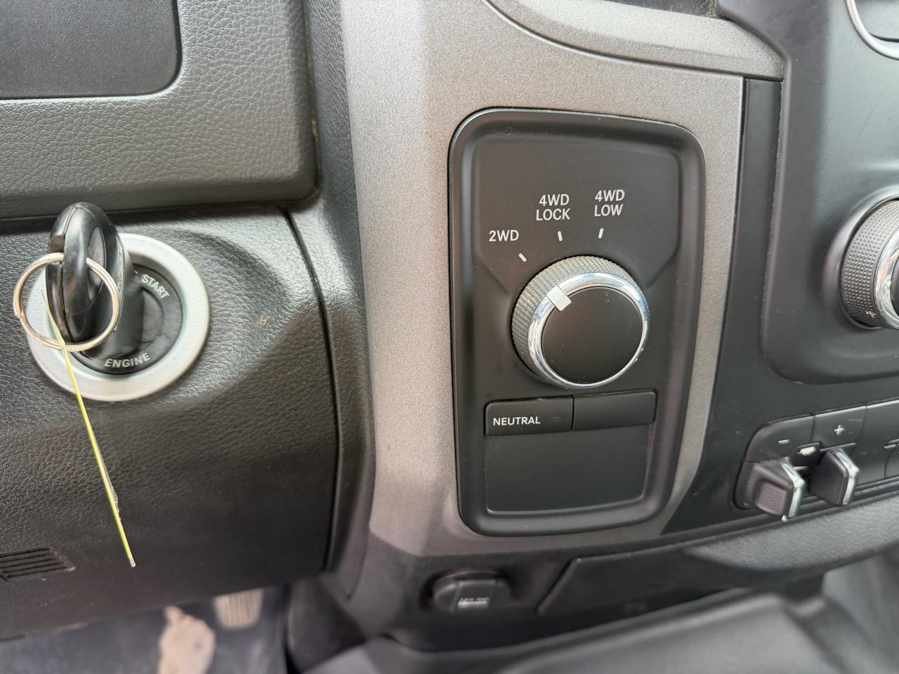 RAM 2500 Tradesman 4x4 Crew Cab 8' Box 2018