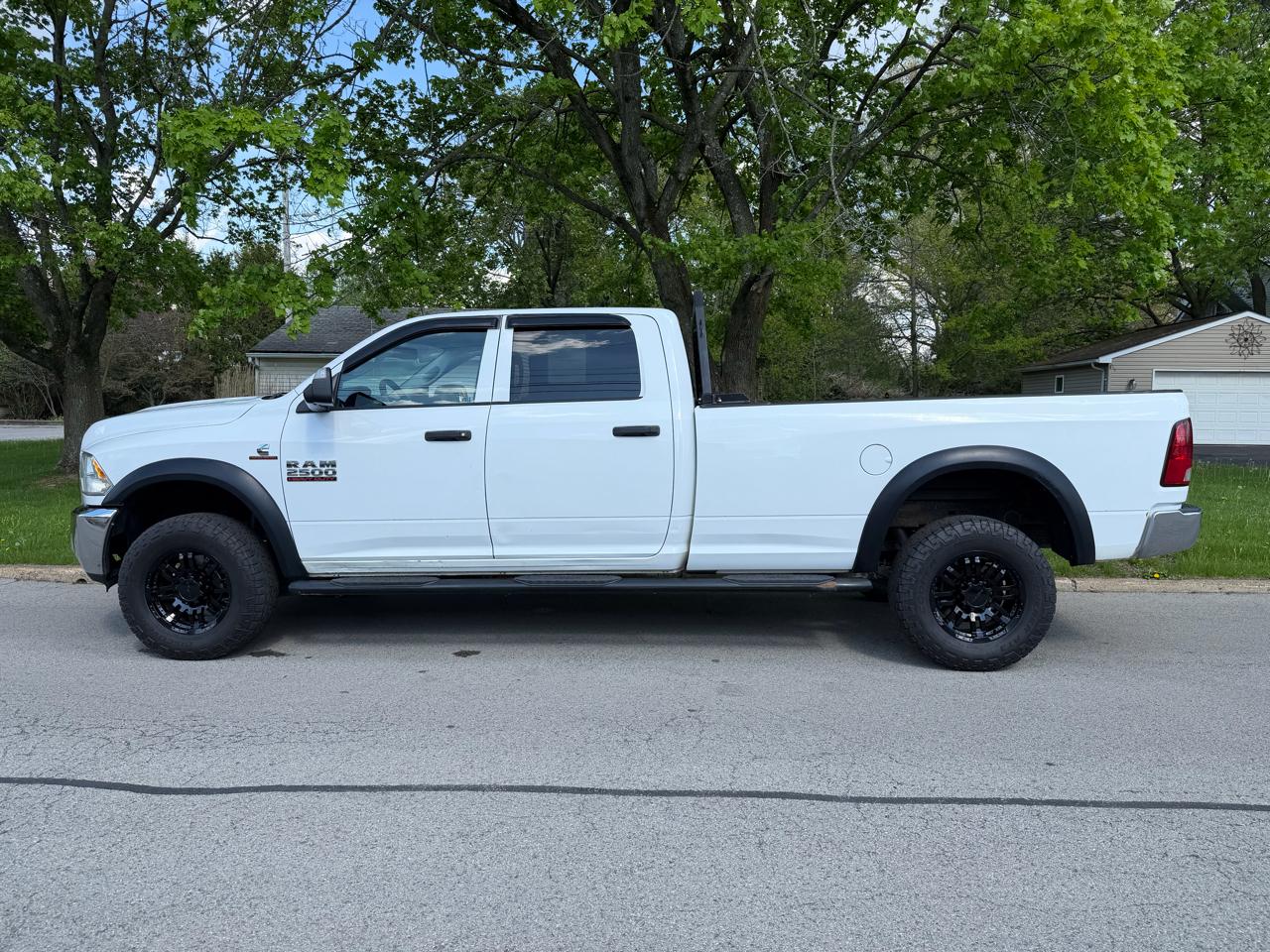 RAM 2500 Tradesman 4x4 Crew Cab 8' Box 2018