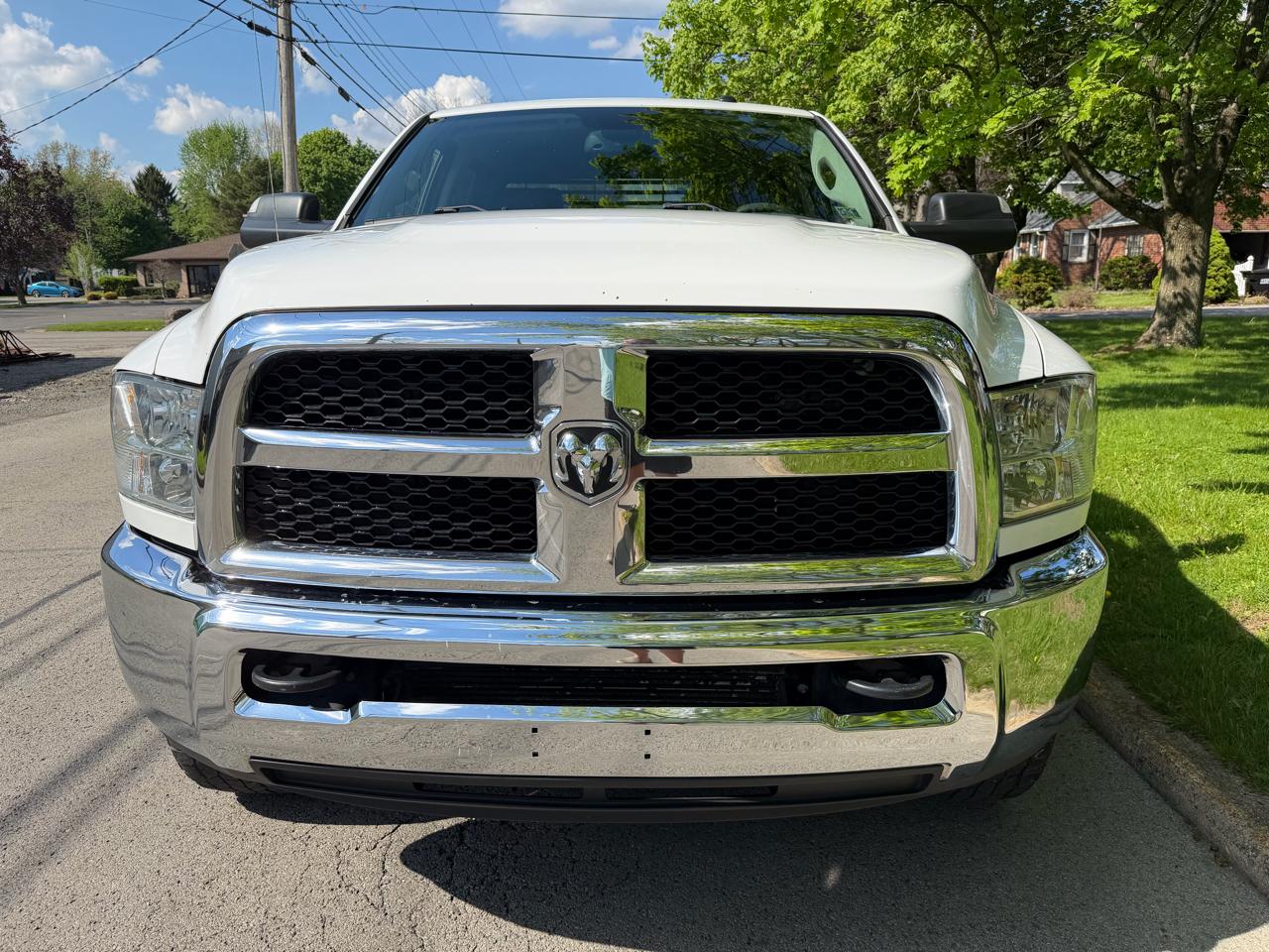 RAM 2500 Tradesman 4x4 Crew Cab 8' Box 2018