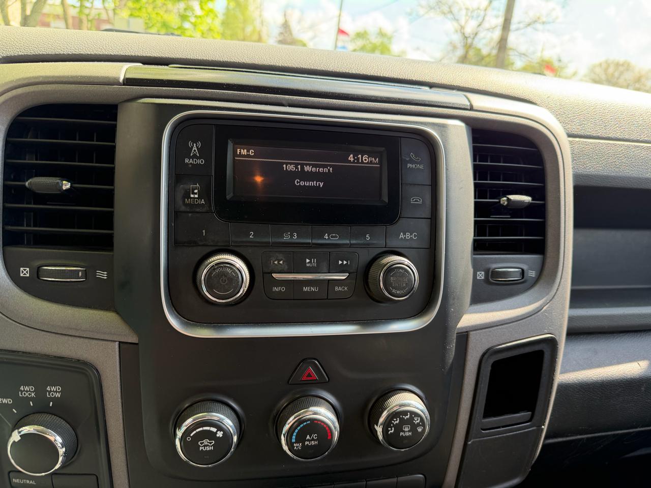 RAM 2500 Tradesman 4x4 Crew Cab 8' Box 2018