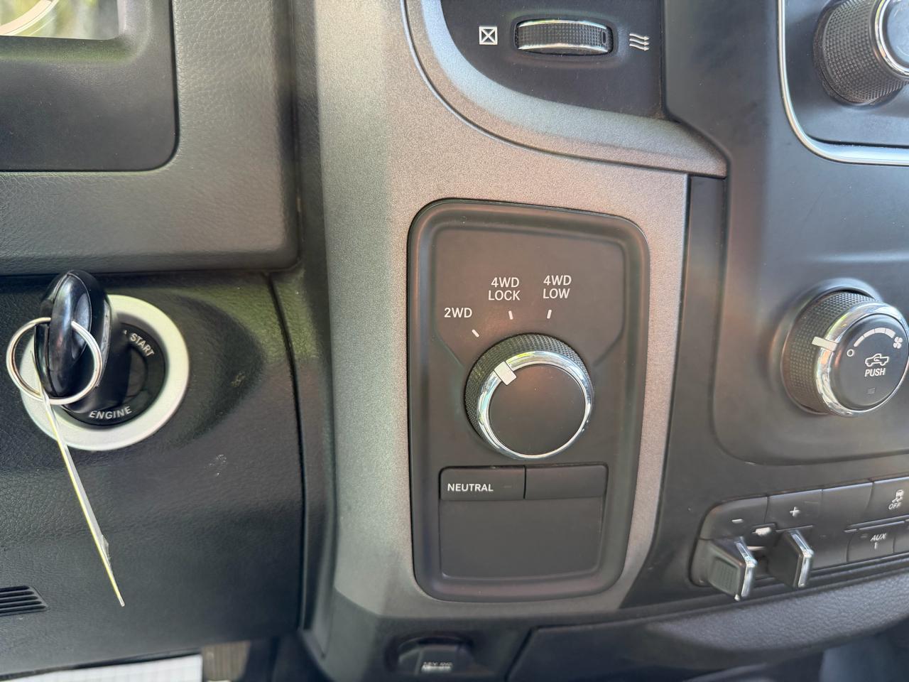 RAM 2500 Tradesman 4x4 Crew Cab 8' Box 2018