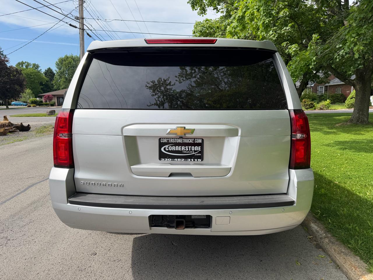 Chevrolet Suburban 4WD 4dr 1500 LT 2019