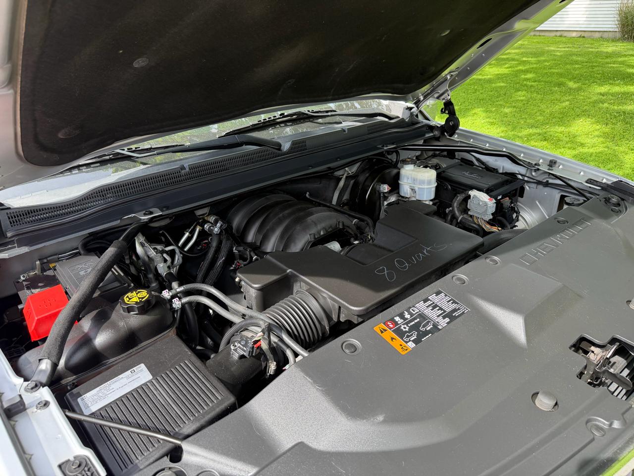 Chevrolet Suburban 4WD 4dr 1500 LT 2019