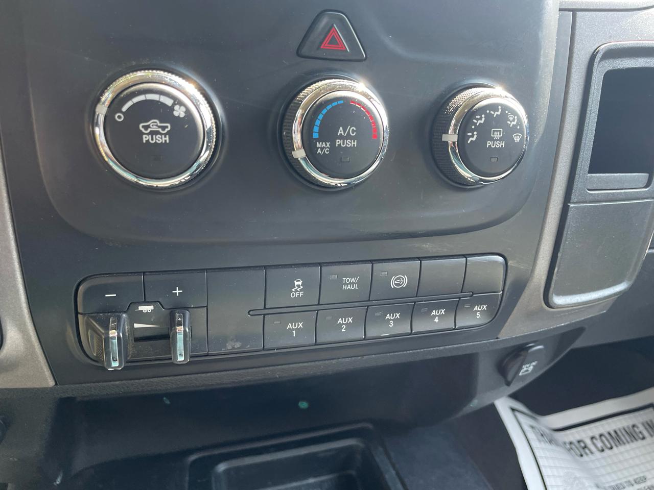 RAM 2500 4WD Crew Cab 169" Tradesman 2017