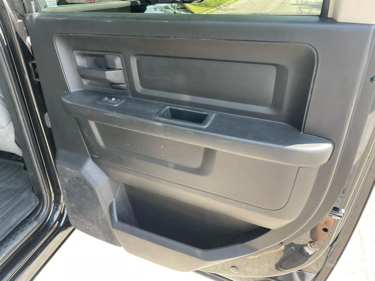 RAM 2500 4WD Crew Cab 169" Tradesman 2017