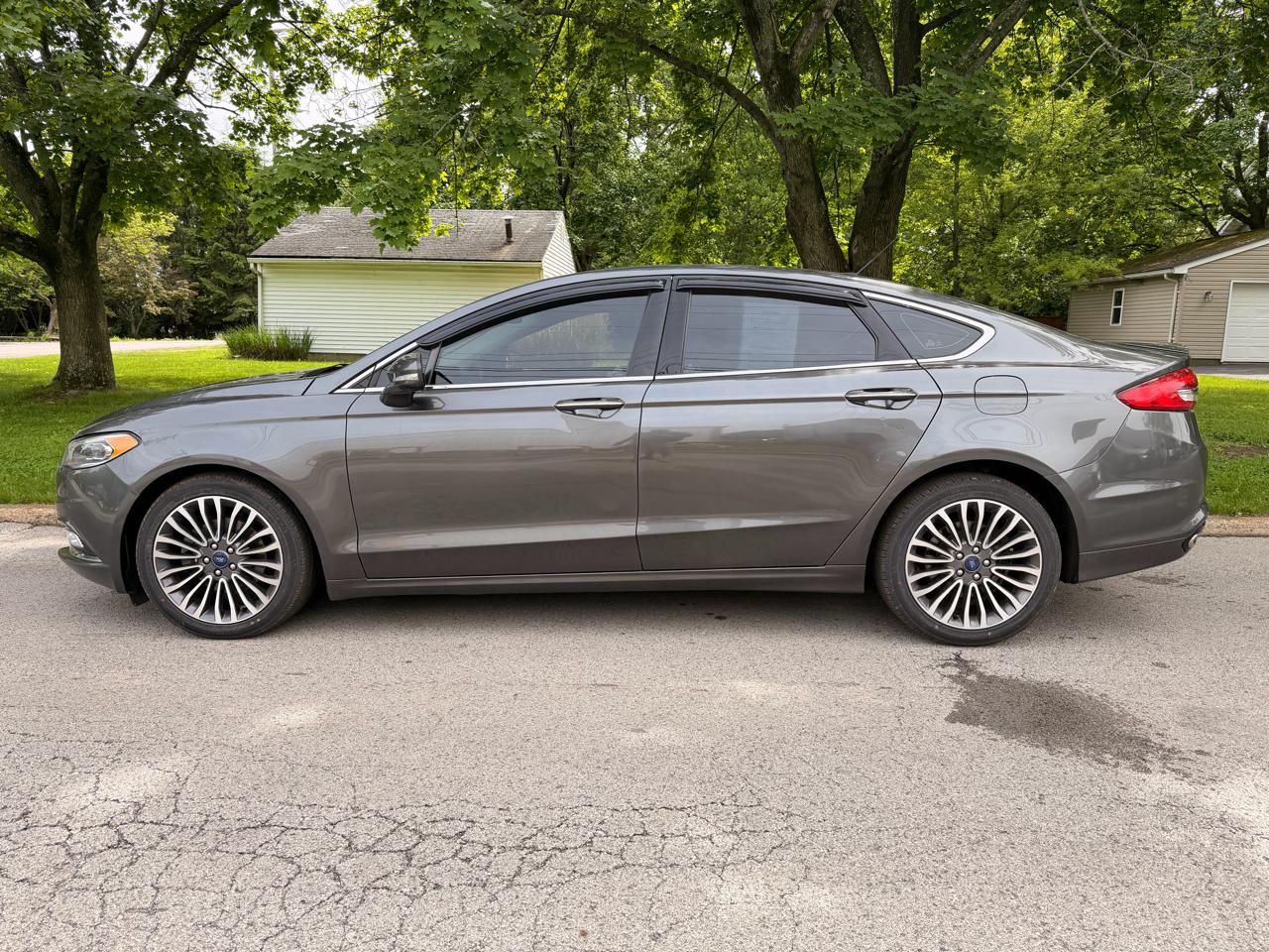 Ford Fusion 4dr Sdn Titanium AWD 2018
