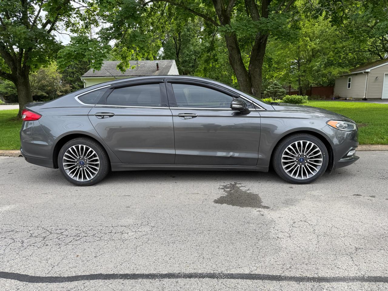 Ford Fusion 4dr Sdn Titanium AWD 2018