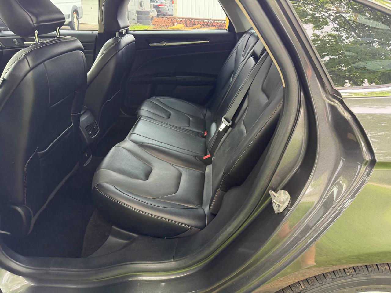 Ford Fusion 4dr Sdn Titanium AWD 2018