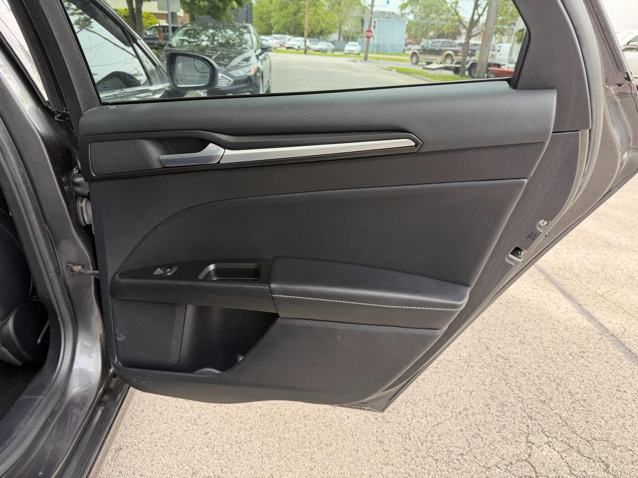Ford Fusion 4dr Sdn Titanium AWD 2018