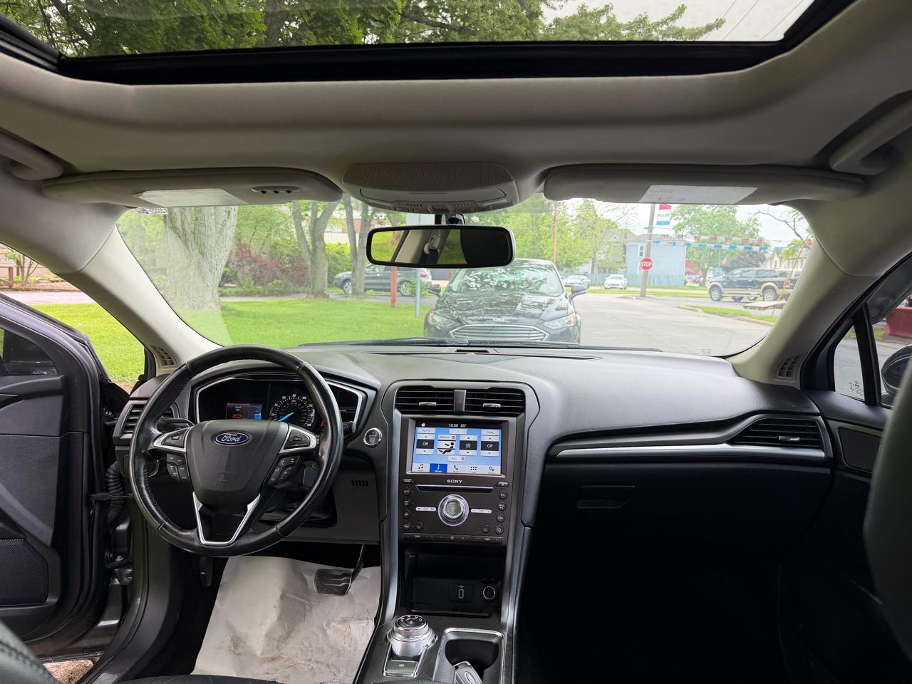 Ford Fusion 4dr Sdn Titanium AWD 2018