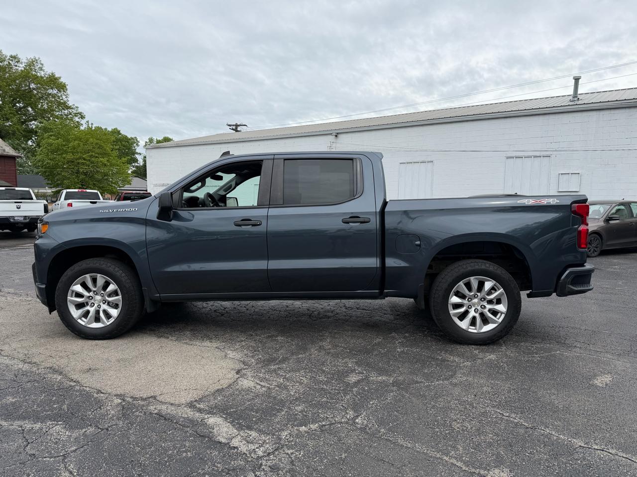 Chevrolet Silverado 1500 Custom 2021