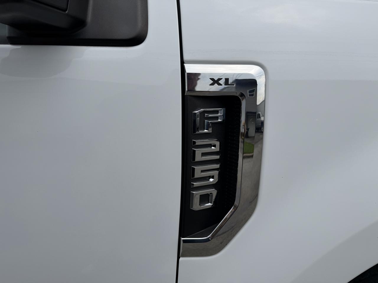 Ford Super Duty F-250 SRW  2022