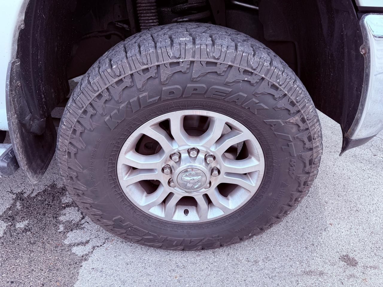 RAM 2500 4WD Crew Cab 149" Laramie 2015