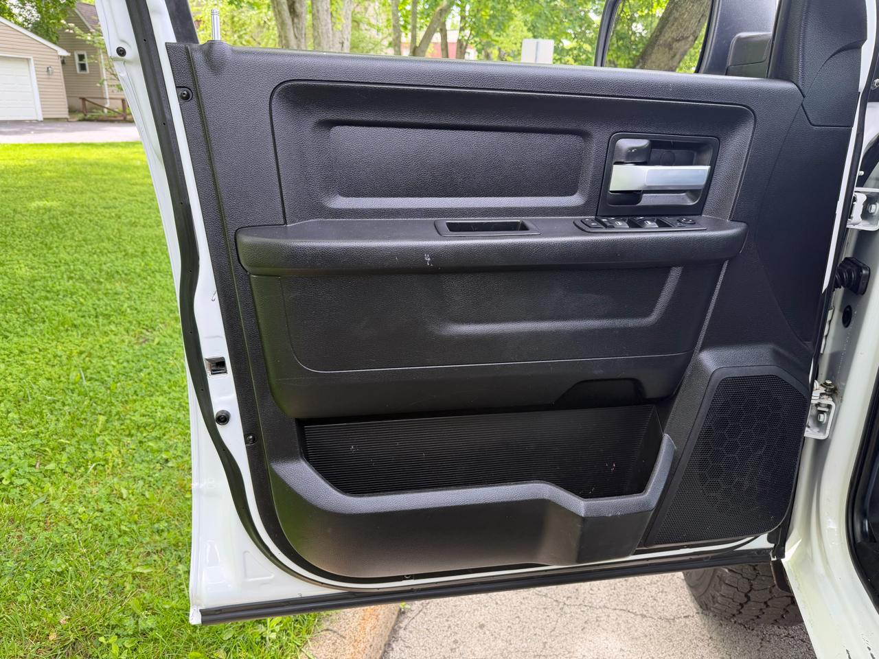 RAM 2500 4WD Crew Cab 149" Tradesman 2019