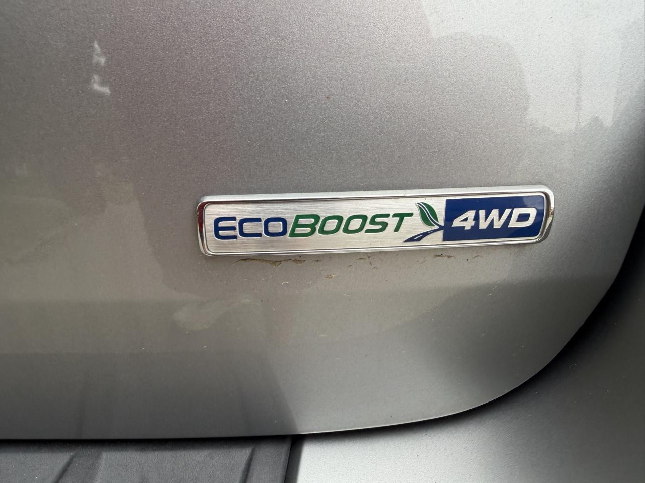 Ford Explorer XLT 4-Door 4WD 2020