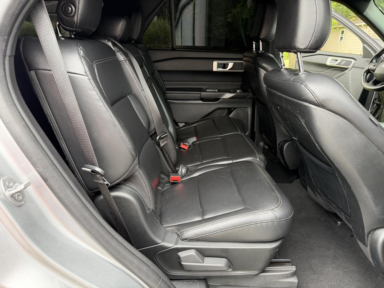 Ford Explorer XLT 4-Door 4WD 2020