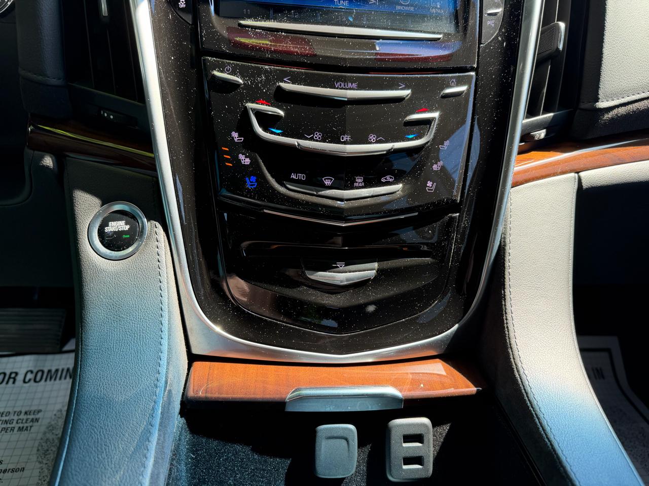 Cadillac Escalade 4WD 4dr Premium Luxury 2019