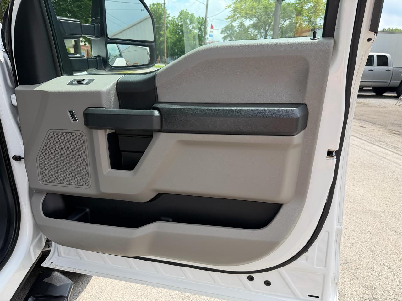 Ford F-350 SD XL Crew Cab LWB 4WD 2020
