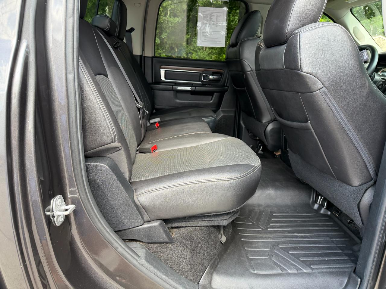 RAM 2500 4WD Crew Cab 149" Laramie 2016