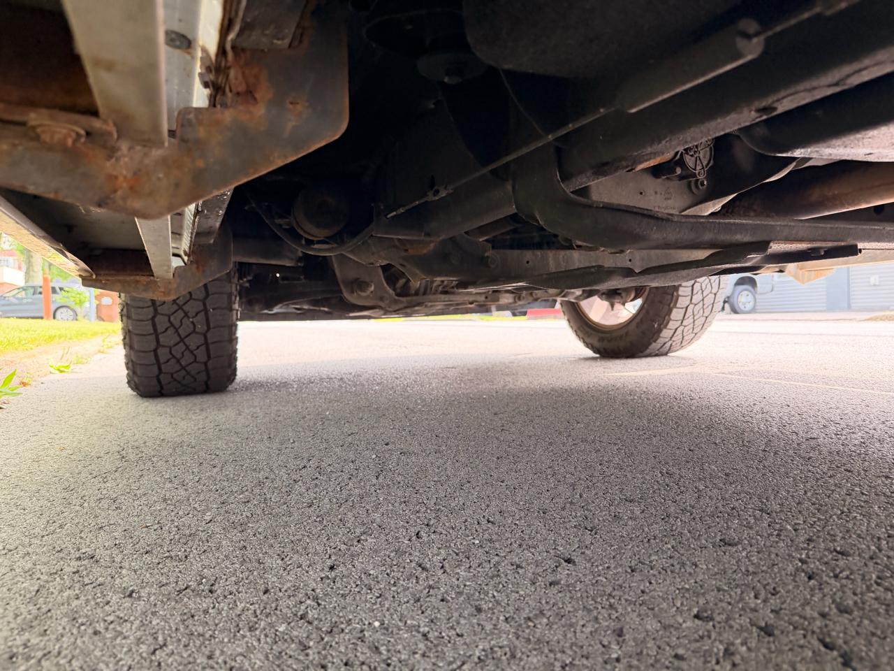 RAM 1500 4WD Crew Cab 140.5" Laramie 2015