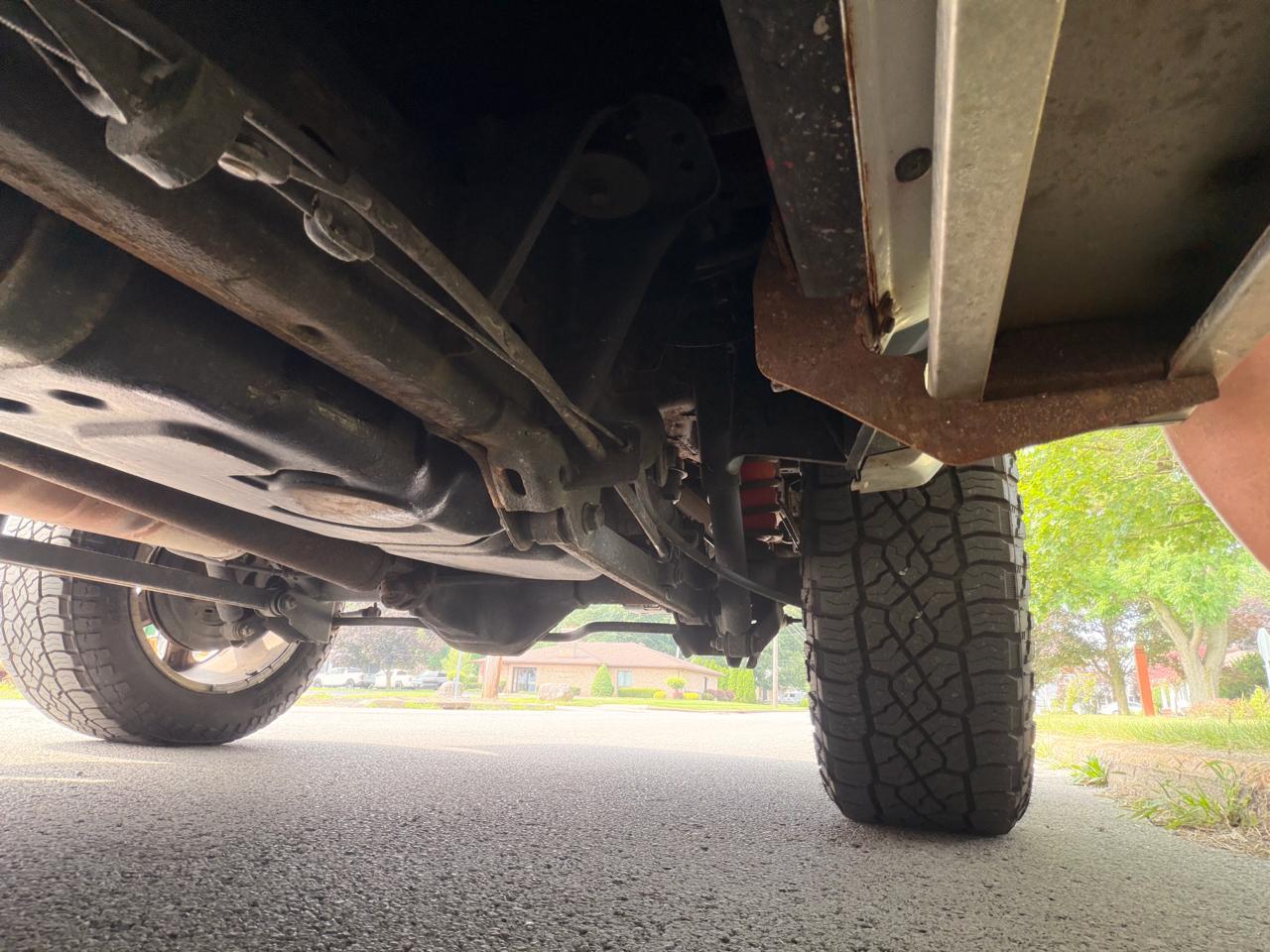 RAM 1500 4WD Crew Cab 140.5" Laramie 2015