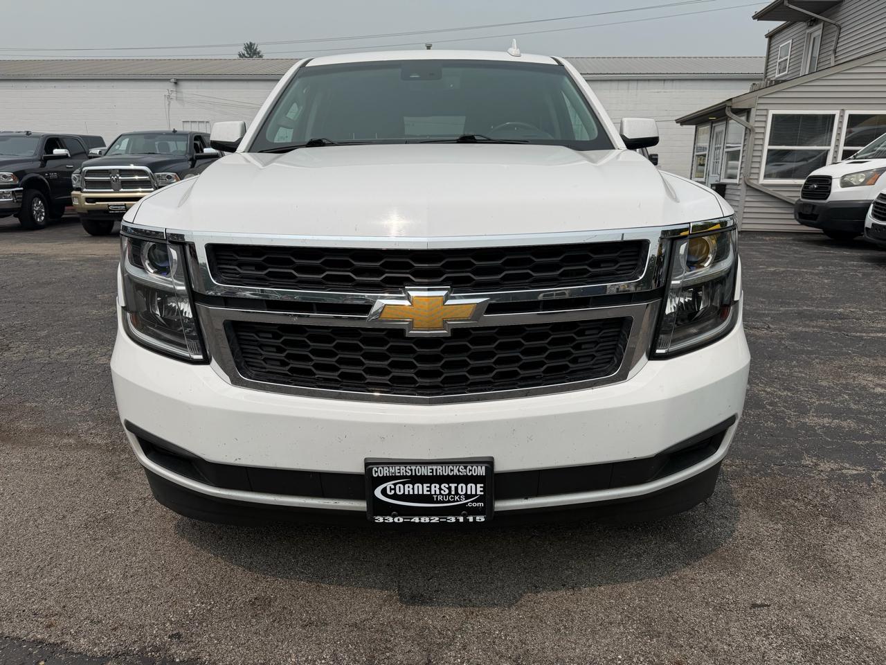 Chevrolet Suburban 1500 LT 4D SUV 4WD 2017