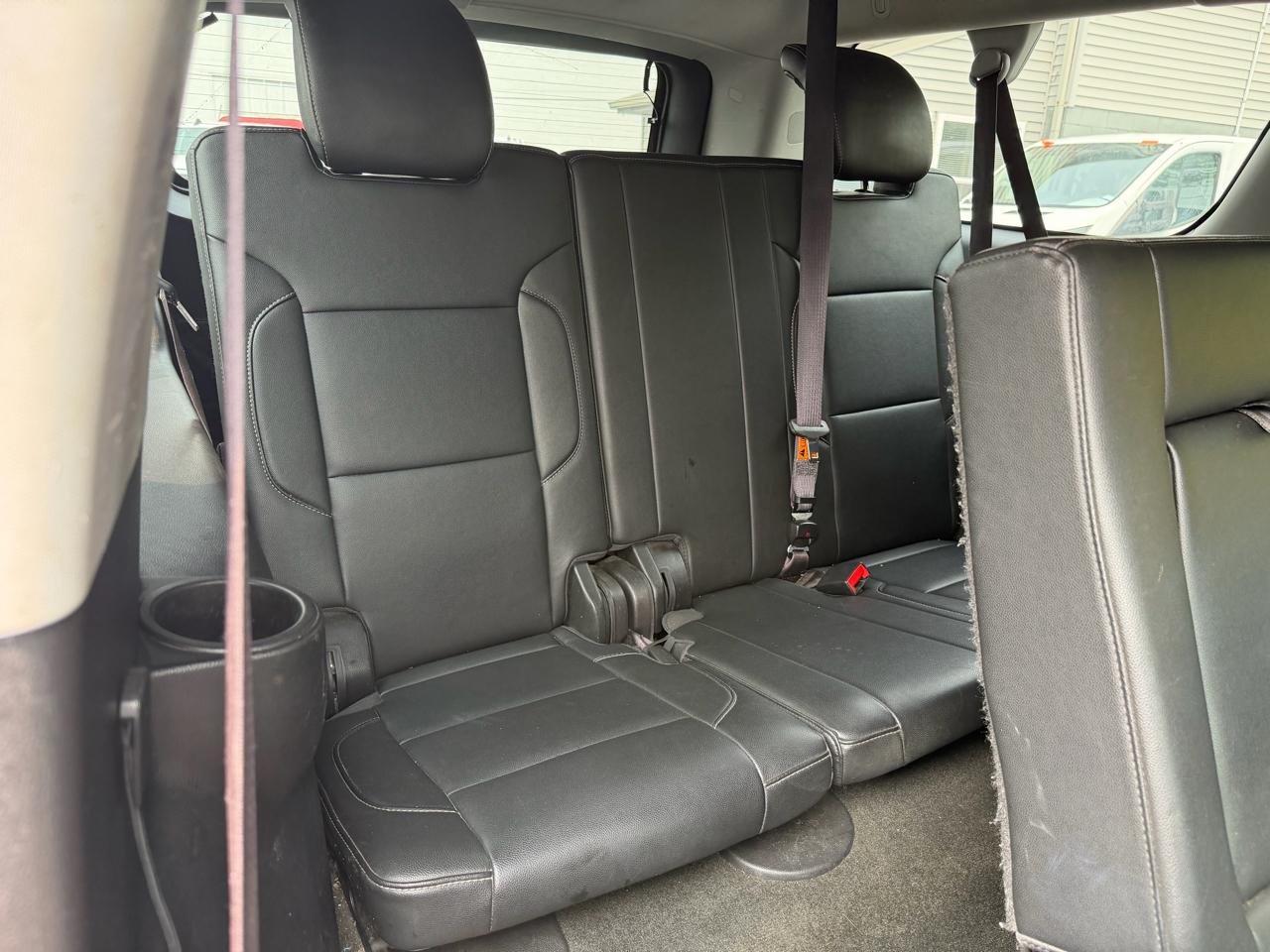 Chevrolet Suburban 1500 LT 4D SUV 4WD 2017