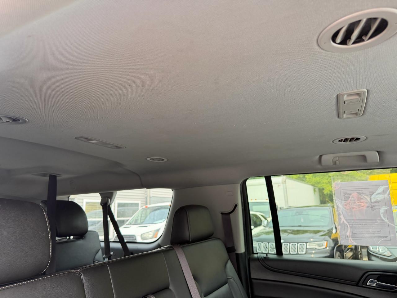 Chevrolet Suburban 1500 LT 4D SUV 4WD 2017