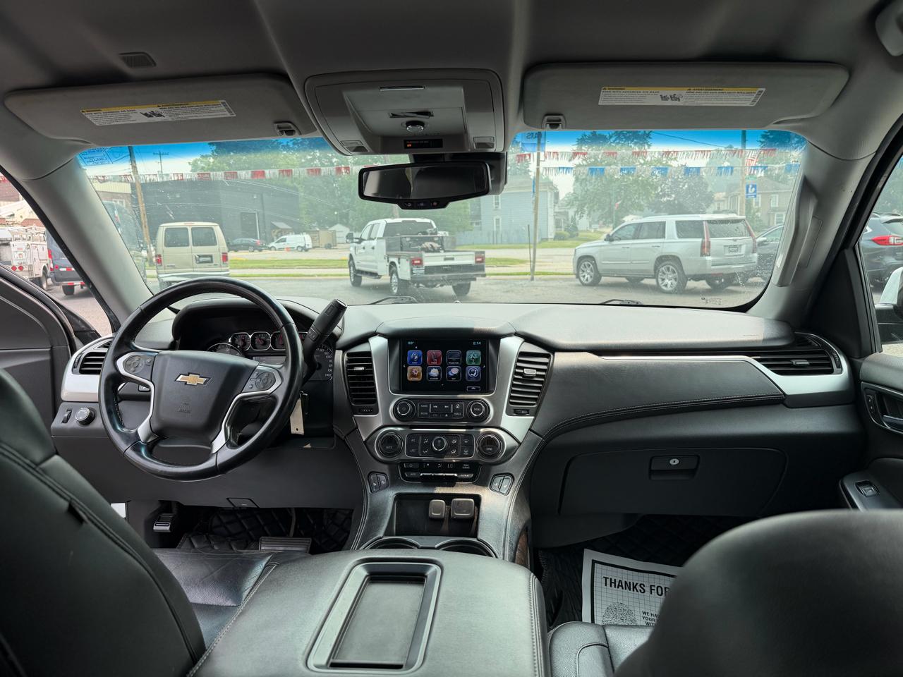 Chevrolet Suburban 1500 LT 4D SUV 4WD 2017