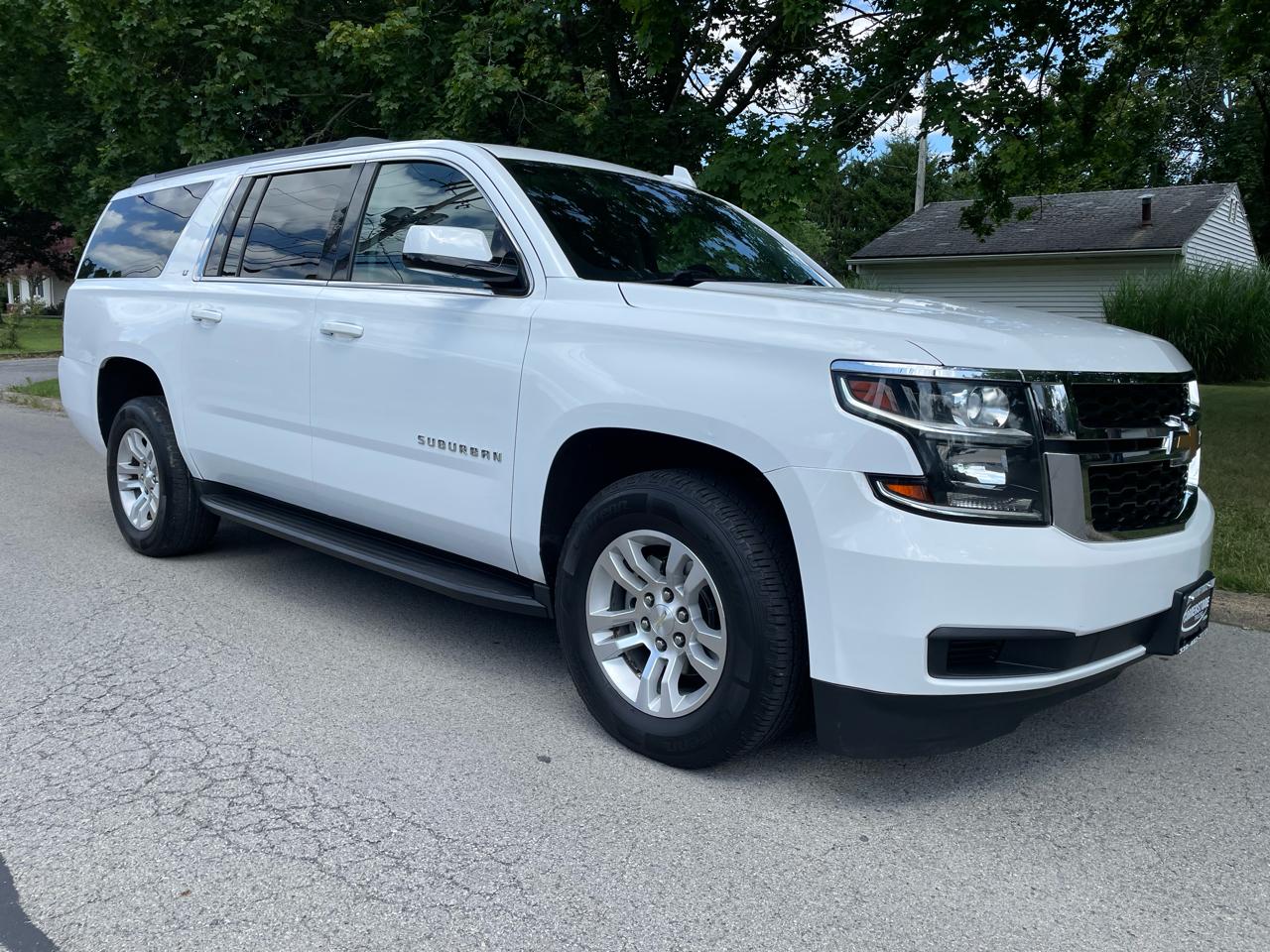 Chevrolet Suburban 1500 LT 4D SUV 4WD 2017
