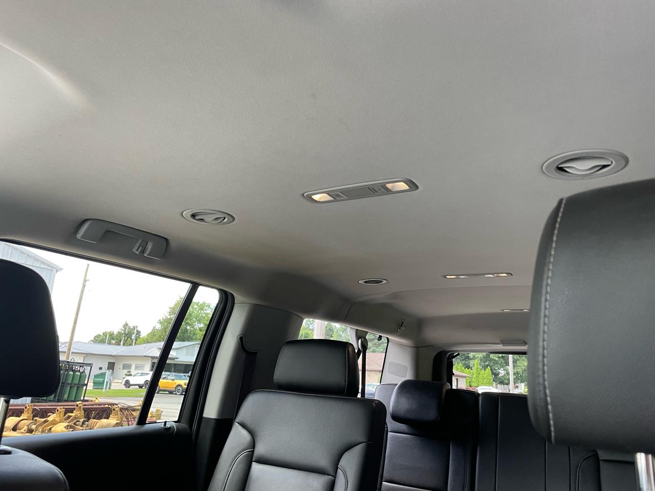 Chevrolet Suburban 1500 LT 4D SUV 4WD 2017
