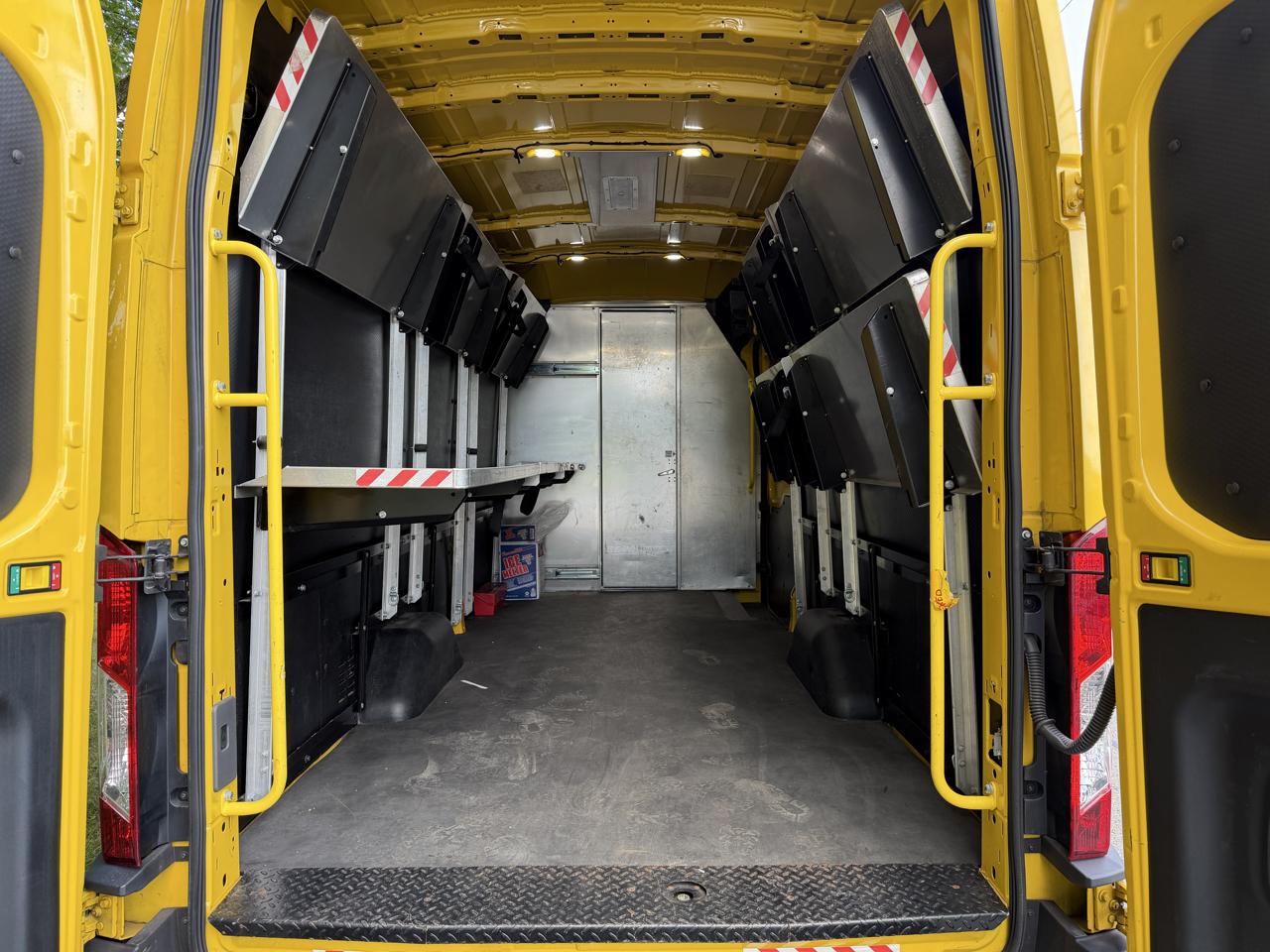 Ford Transit Cargo Van T-250 148" Hi Rf 9070 GVWR RWD 2020