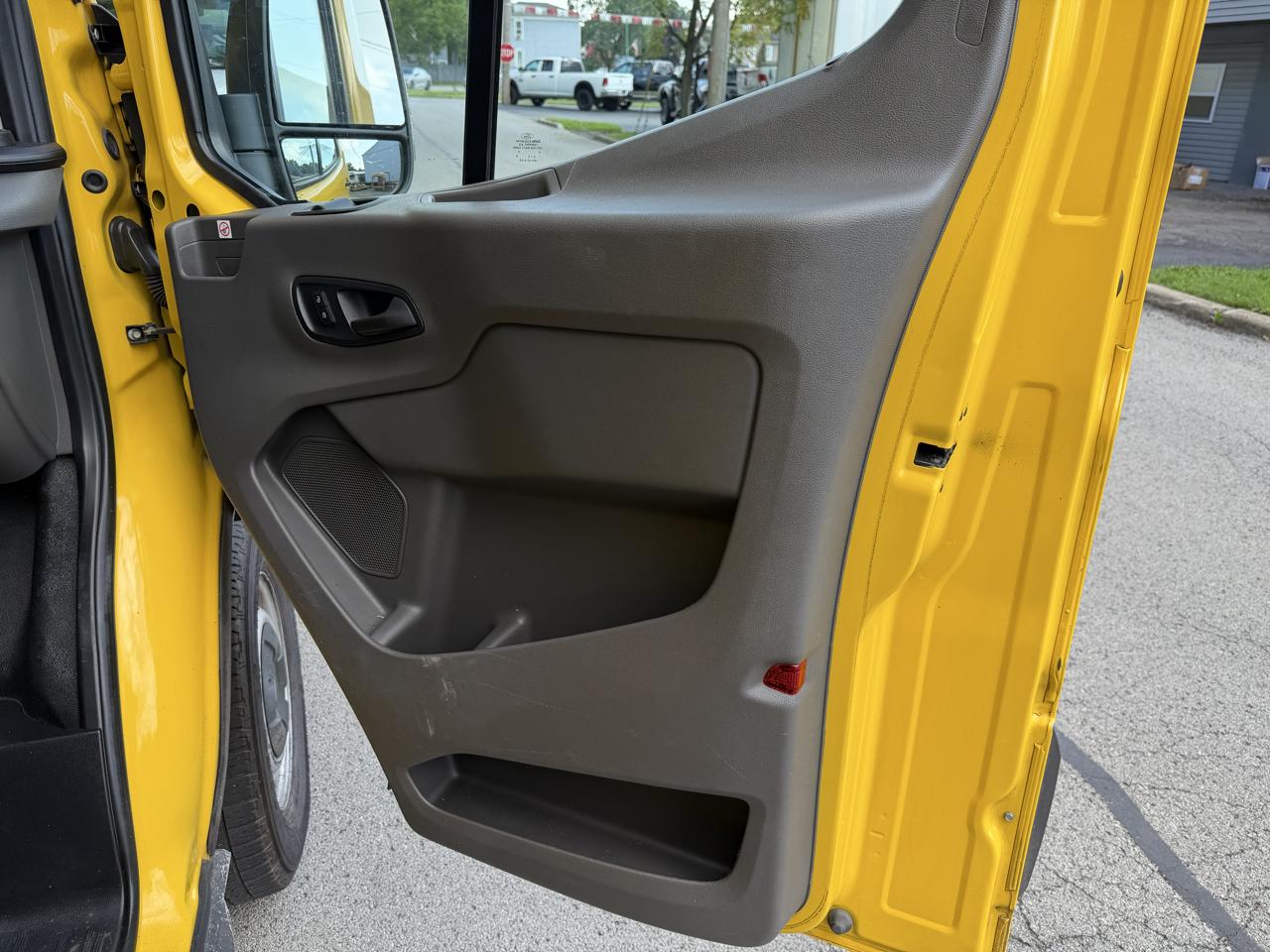 Ford Transit Cargo Van T-250 148" Hi Rf 9070 GVWR RWD 2020