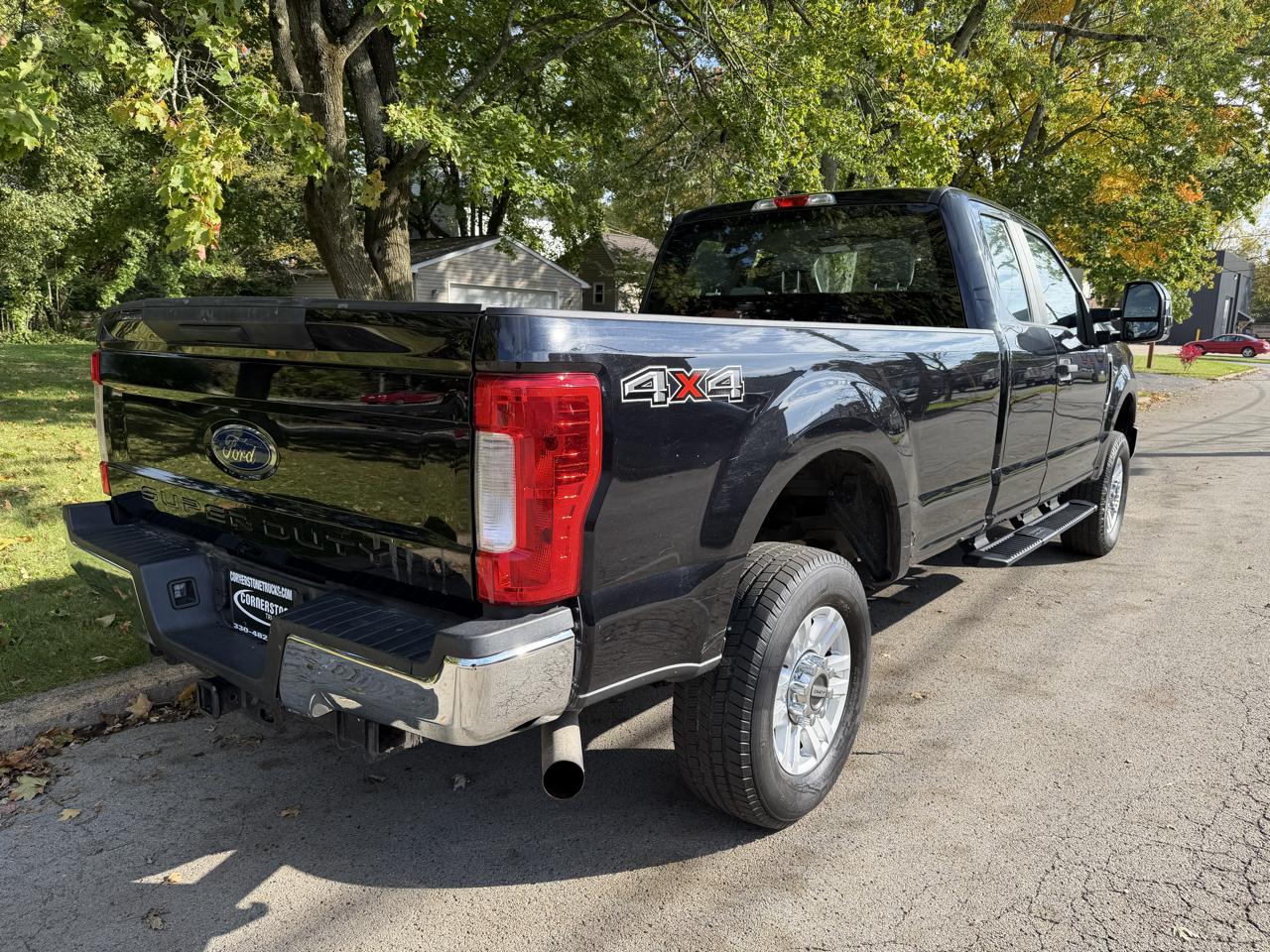 Ford F-250 SD XL SuperCab Long Bed 4WD 2019