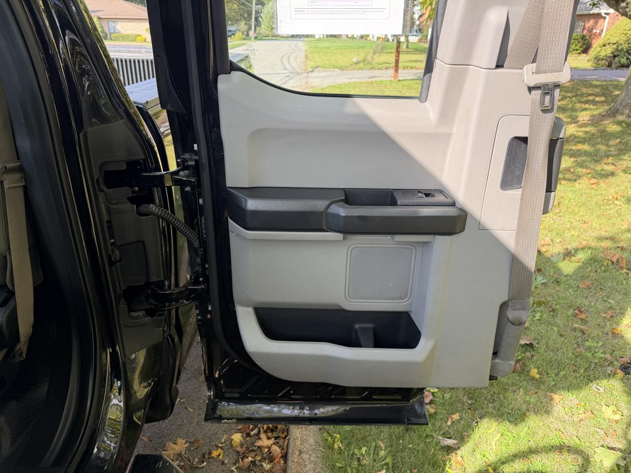Ford F-250 SD XL SuperCab Long Bed 4WD 2019