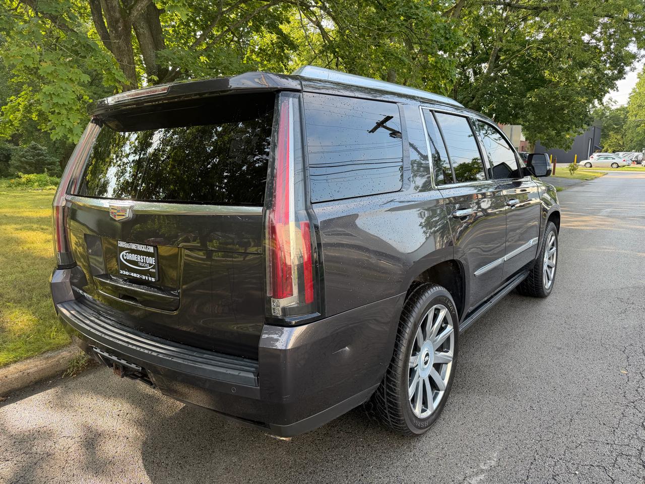 Cadillac Escalade 4WD 4dr Premium Collection 2016