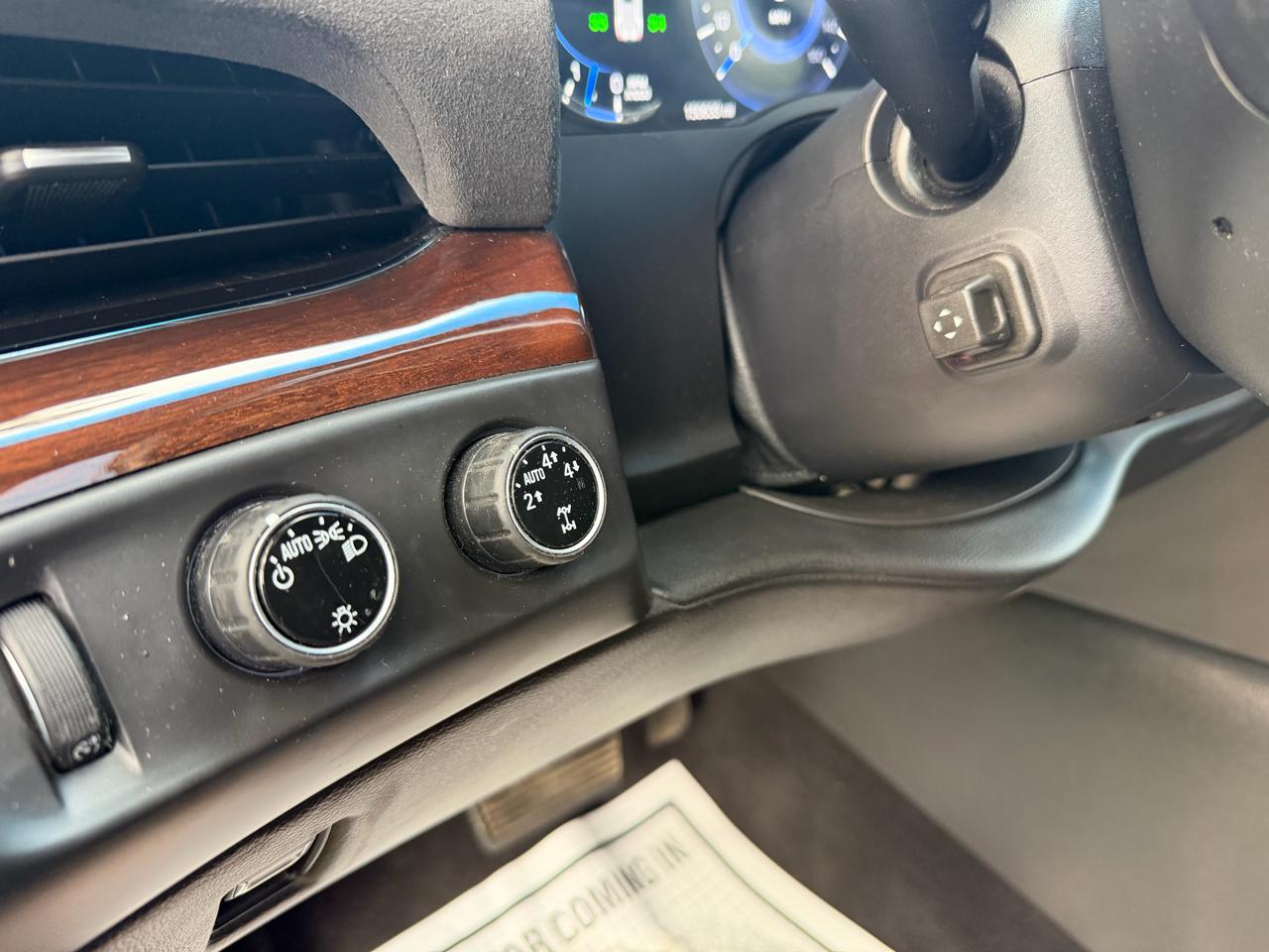 Cadillac Escalade 4WD 4dr Premium Collection 2016