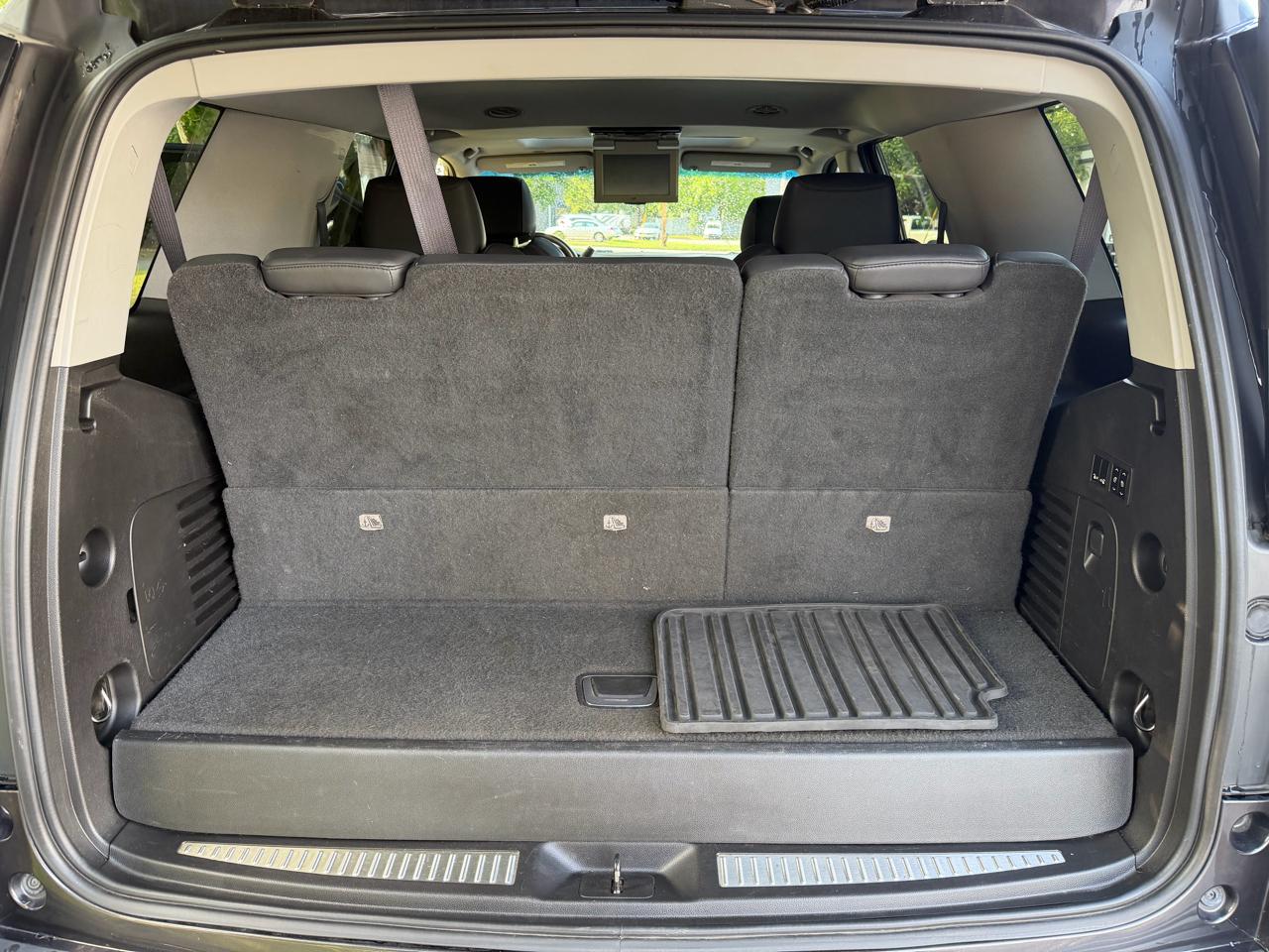 Cadillac Escalade 4WD 4dr Premium Collection 2016