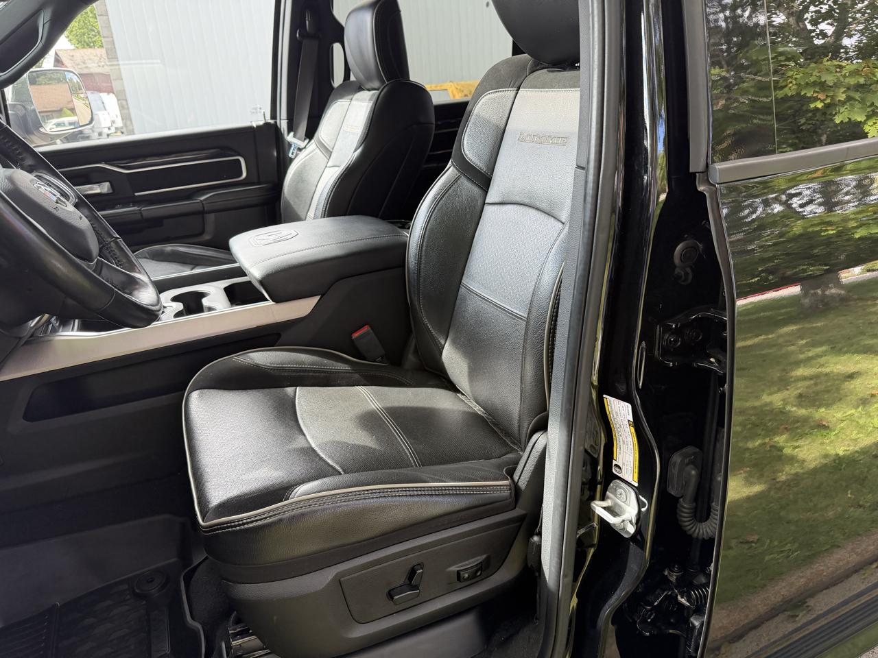 RAM 2500 4WD Crew Cab 169" Laramie 2019