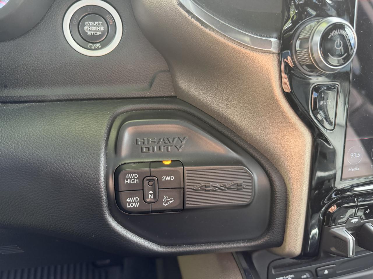 RAM 2500 4WD Crew Cab 169" Laramie 2019